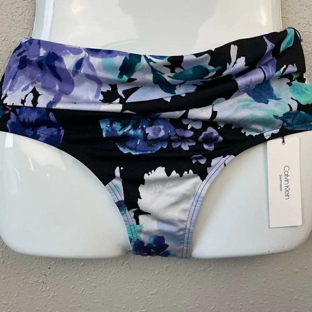 NWT Calvin Klein Bikini Bottoms Sizes M, XL, or XXL